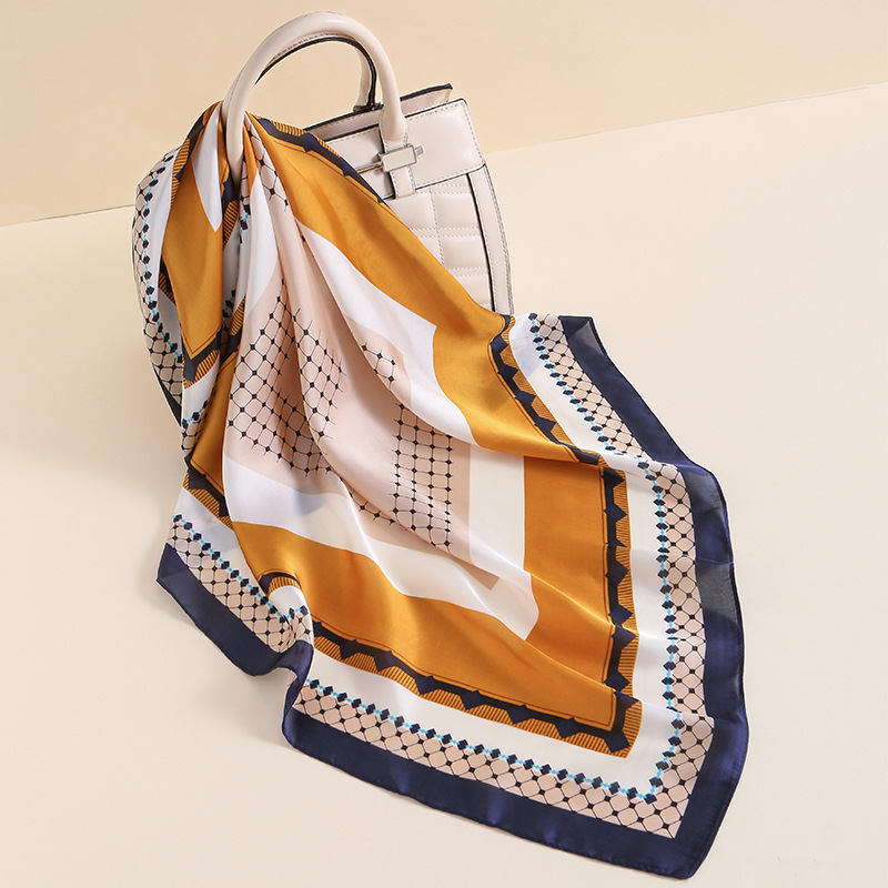 高級感時尚方巾 通勤簡約OL絲巾 優雅緞面職業