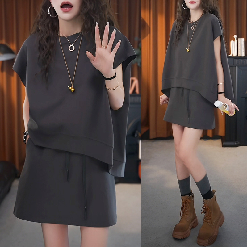 休閒寬鬆兩件式套裝 高腰A字短裙組