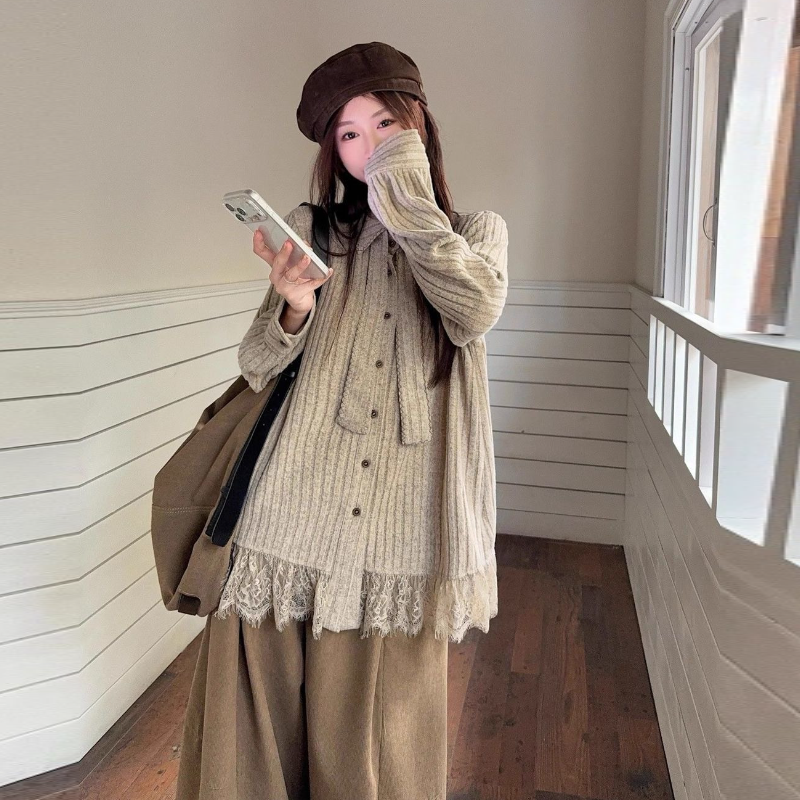 日系復古蕾絲拼接針織襯衫 寬鬆剪裁 秋冬氣質上衣