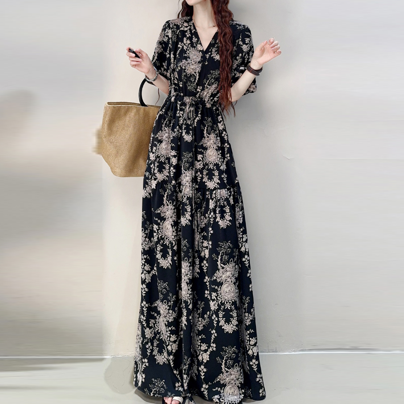 落地碎花長洋裝 3D藏腹剪裁 可調式抽繩顯瘦 大尺碼連身裙