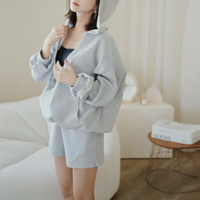 休閒套裝運動系大V連帽+抽繩短褲套裝