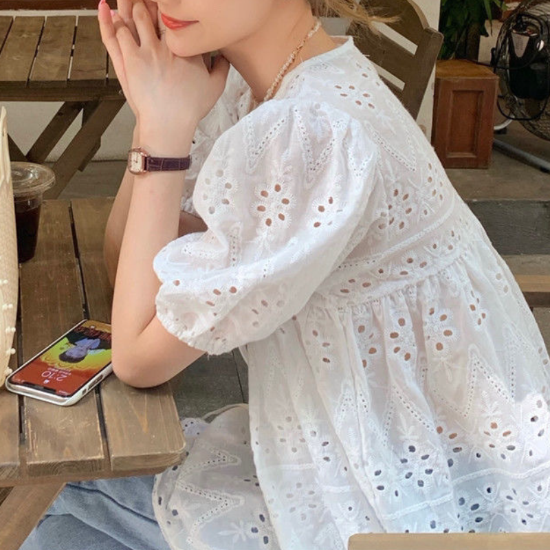 法式氧感蕾絲刺繡上衣 泡泡袖鏤空薄款短袖襯衫