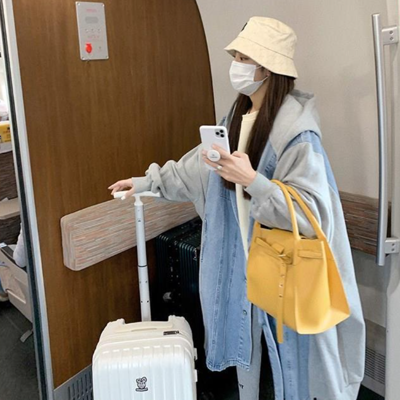 韓系慵懶風牛仔拼接連帽外套 寬鬆剪裁 中長版設計