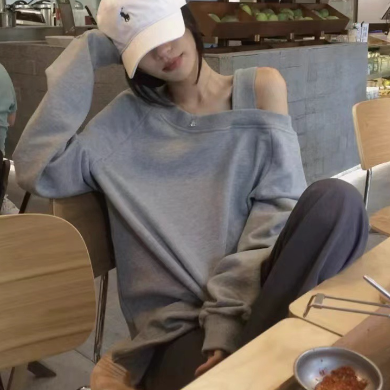 美式斜肩寬鬆大學T 露肩設計感長袖上衣