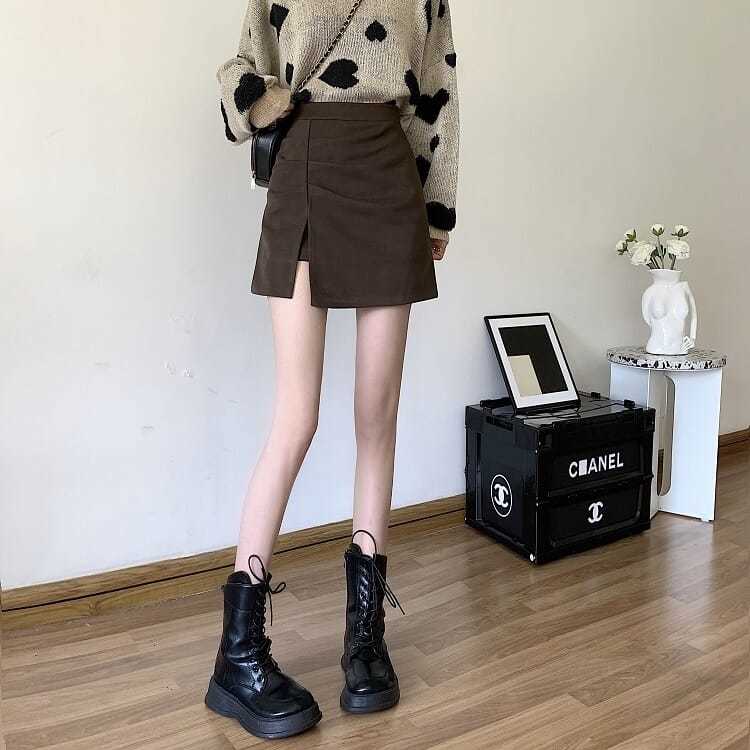 高腰開衩褶疊毛呢短裙 設計感A字版 顯瘦修飾 好搭百褶感（內建安全褲）