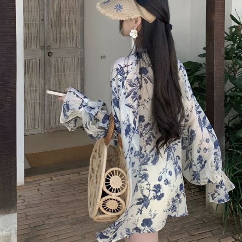 水墨花卉襯衫 輕薄防曬設計 寬鬆飄逸 文青氣質款