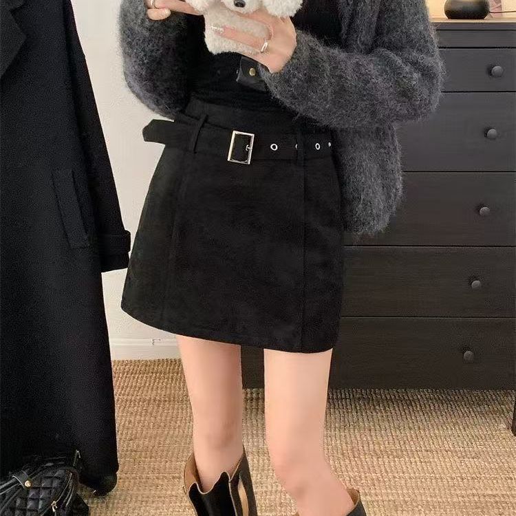 麂皮質感高腰 A 字短裙 咖啡色系 秋冬百搭款