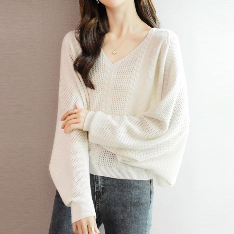 寬鬆蝙蝠袖洞洞毛衣 V 領鏤空針織上衣 韓系休閒