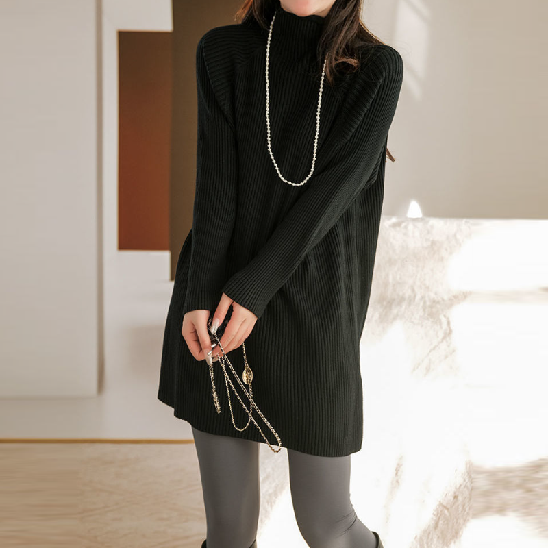 高領針織長洋裝 寬鬆剪裁 秋冬搭大衣百搭款