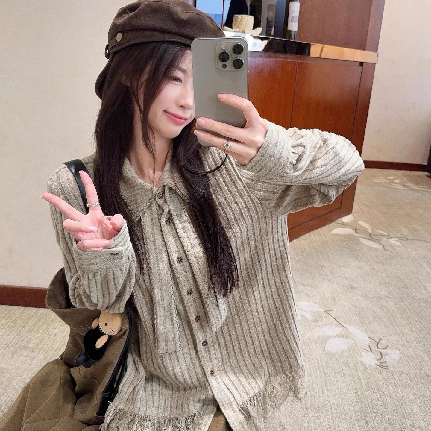 日系復古蕾絲拼接針織襯衫 寬鬆剪裁 秋冬氣質上衣