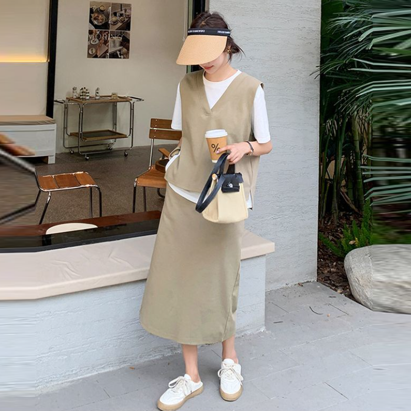 設計感兩件式套裝 V領拼接短袖T恤 配高腰中長裙 成套穿搭 顯瘦有型