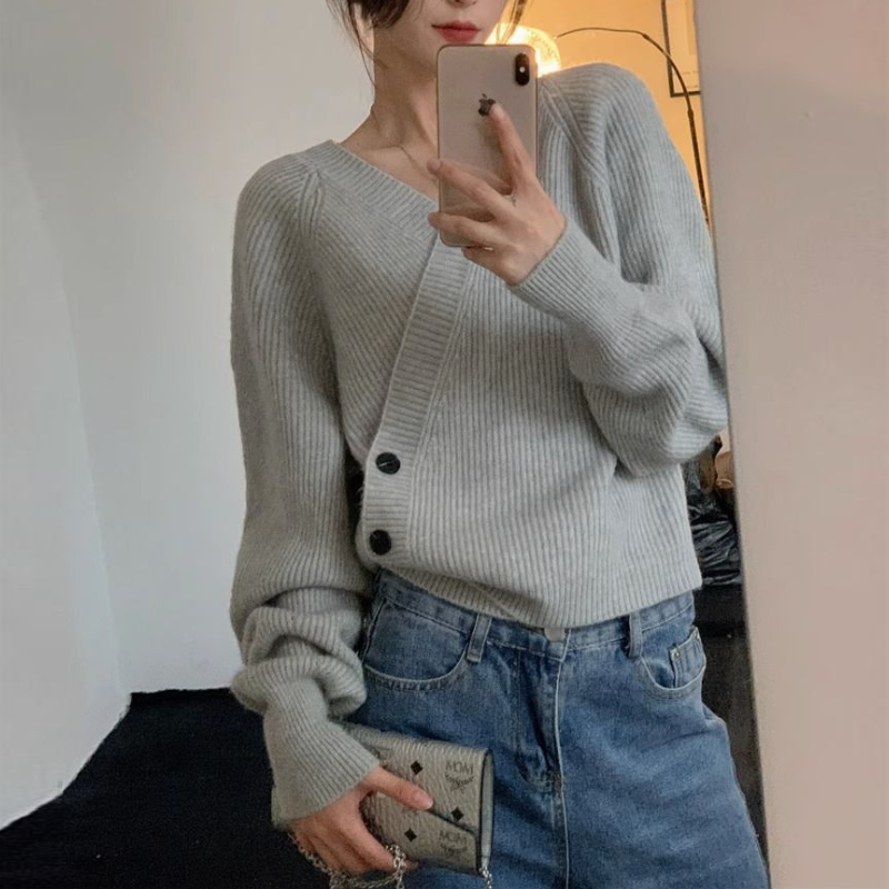 復古慵懶V領短版毛衣 秋冬設計感時尚針織上衣