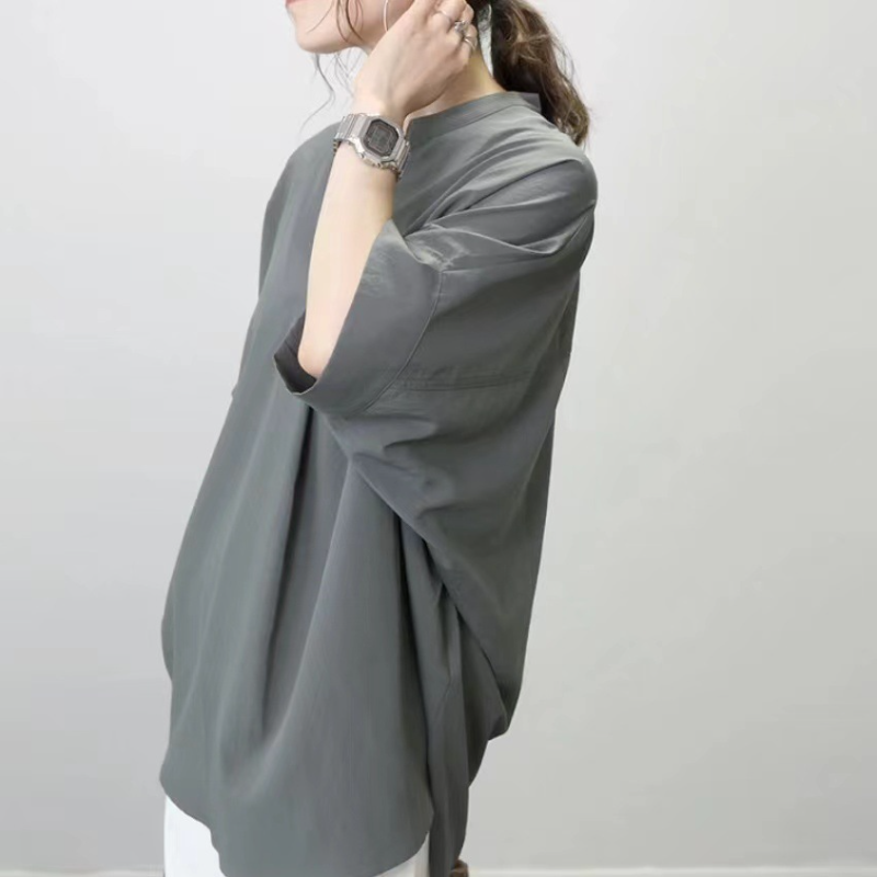 韓國新款V領蝙蝠袖襯衫 半開領寬鬆質感素面上衣 慵懶休閒風
