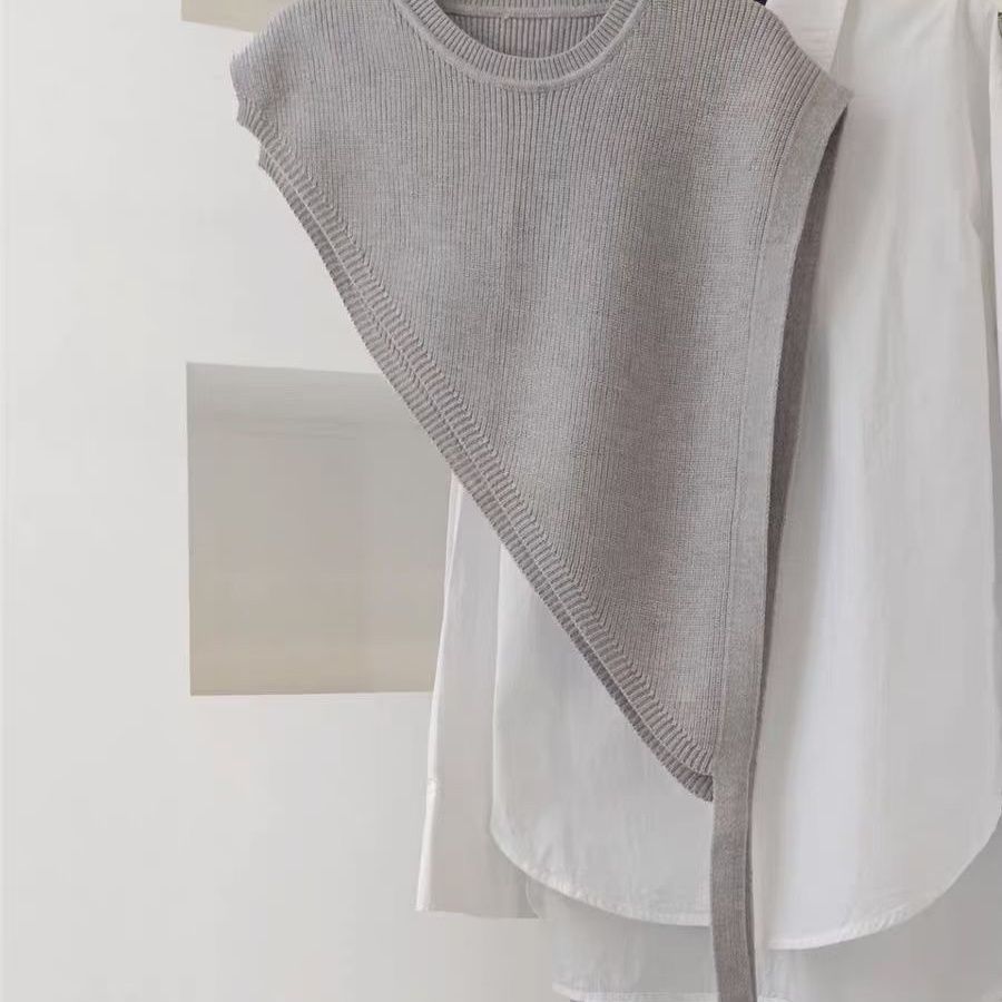 【層次感疊穿】時尚百搭斜肩披肩設計款 針織披肩式無袖馬甲休閒穿搭