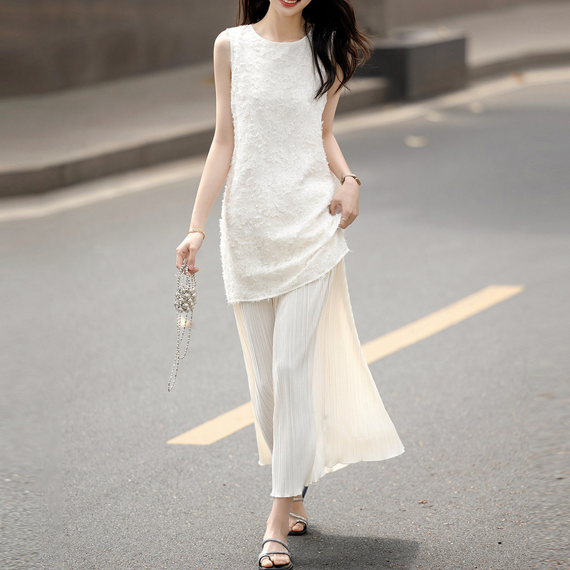 假日風層次拼接無袖洋裝 立體剪花上身 壓褶長裙 長版 氣質顯瘦