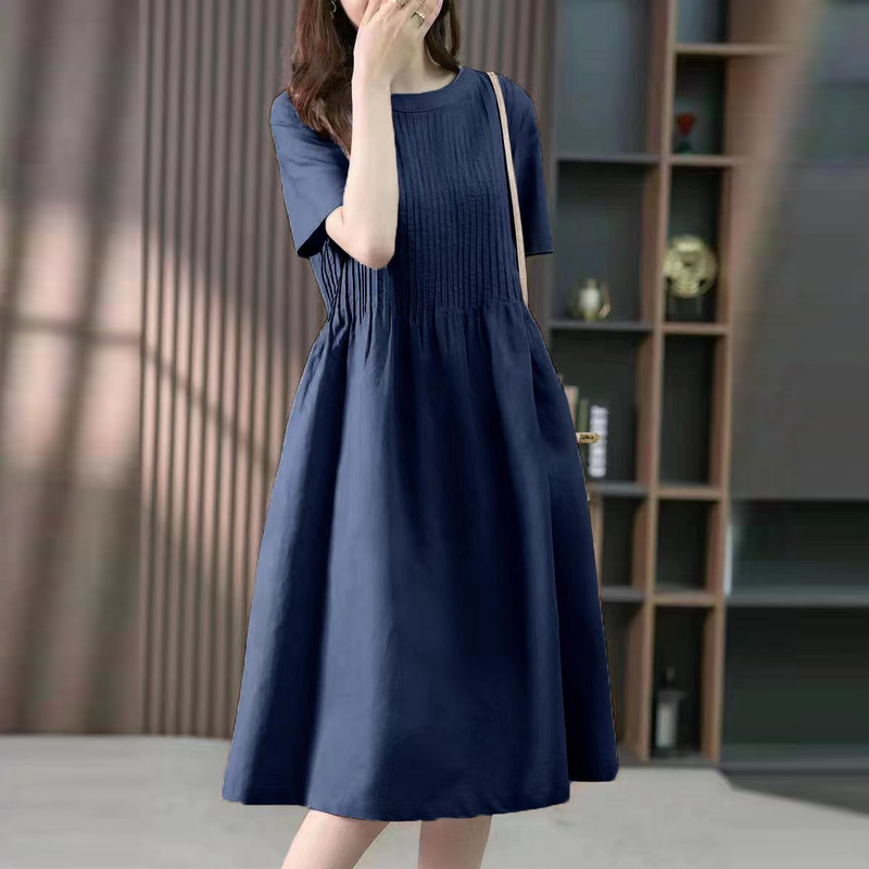 棉麻中長版洋裝 法式設計感 圓領短袖 前胸壓摺 寬鬆顯瘦