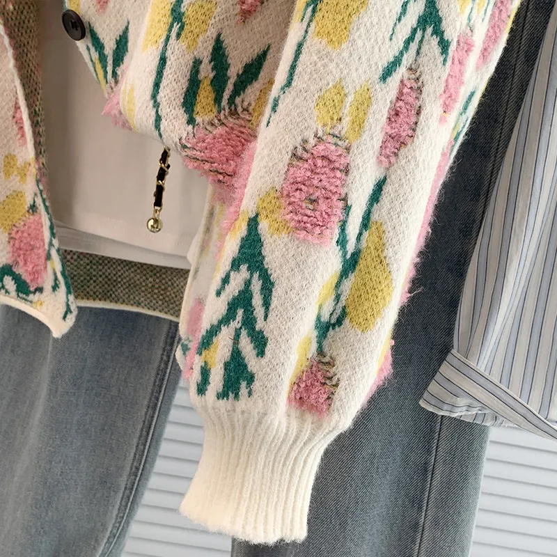 簡約 ‧ 甜美立體花朵針織外套秋冬復古提花