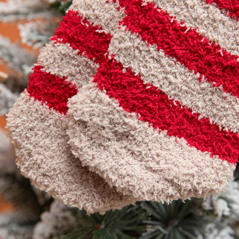 聖誕厚款毛絨中筒襪 珊瑚絨保暖 附禮盒（交換禮物/送禮首選）