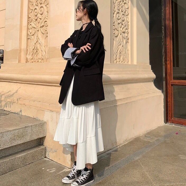 不對稱下擺高腰中長裙 清新時髦 設計感顯瘦 好搭