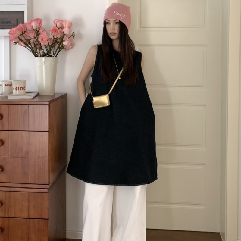 白色素面寬褲 高腰設計輕薄材質 直筒剪裁 簡約質感款