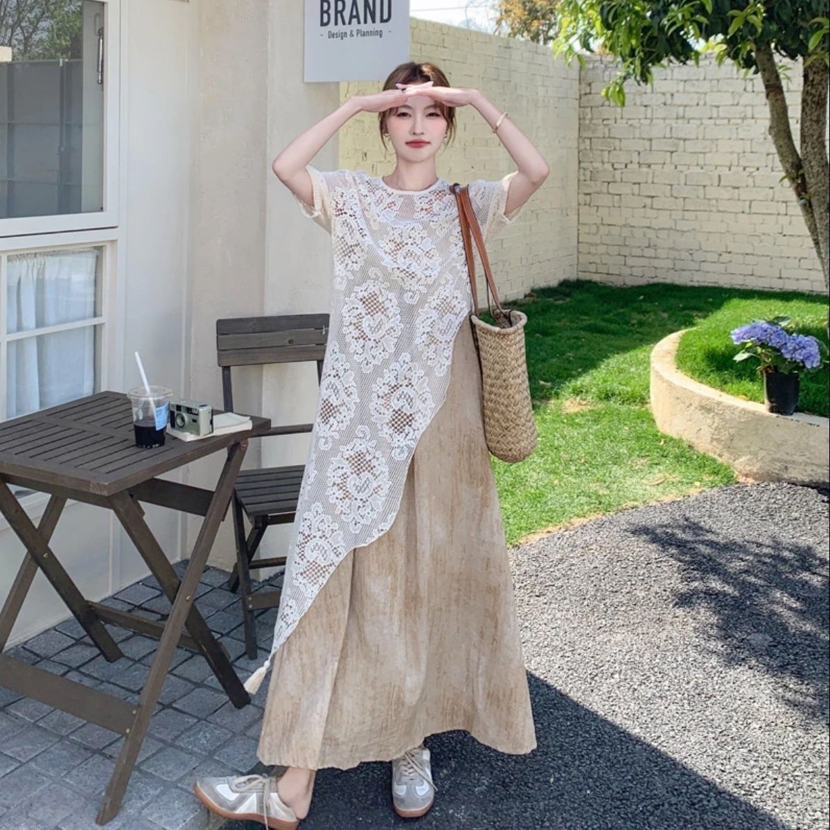 蕾絲鏤空罩衫＋吊帶洋裝 法式浪漫風兩件式套裝 法式慵懶