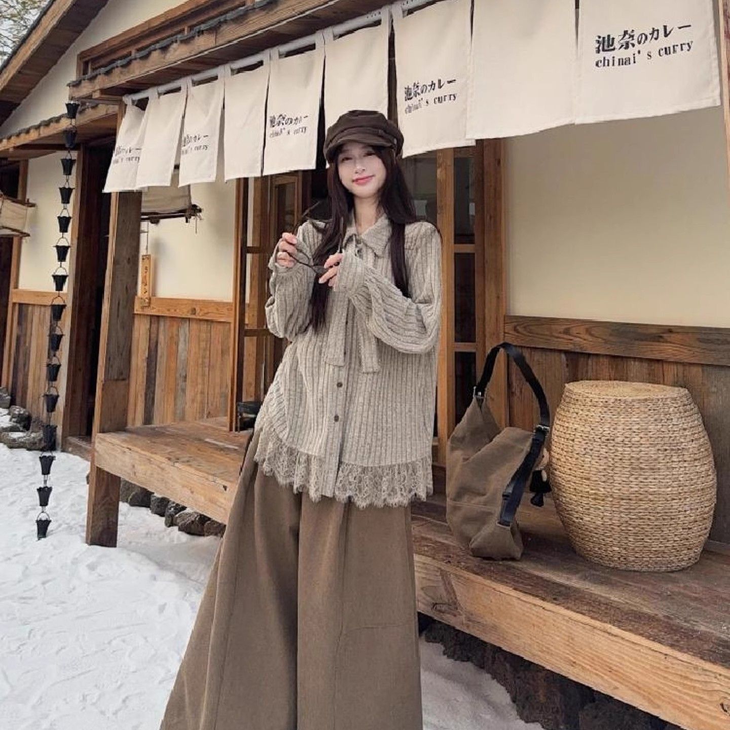 日系復古蕾絲拼接針織襯衫 寬鬆剪裁 秋冬氣質上衣