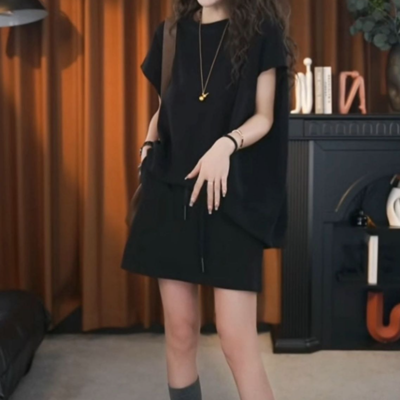 休閒寬鬆兩件式套裝 高腰A字短裙組