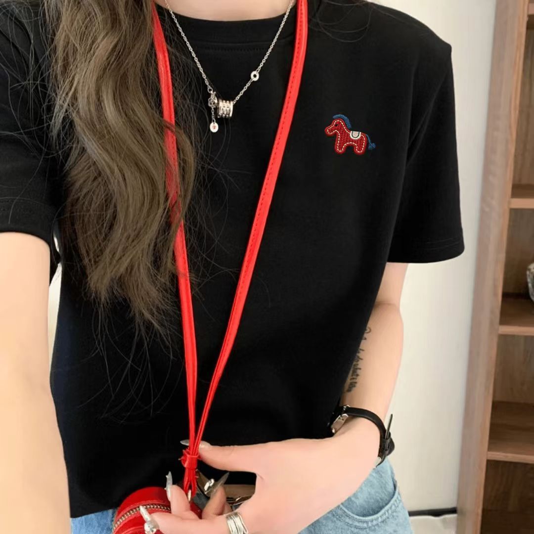 S-4XL純棉小馬刺繡短袖T恤 正版型簡約百搭酒紅上衣