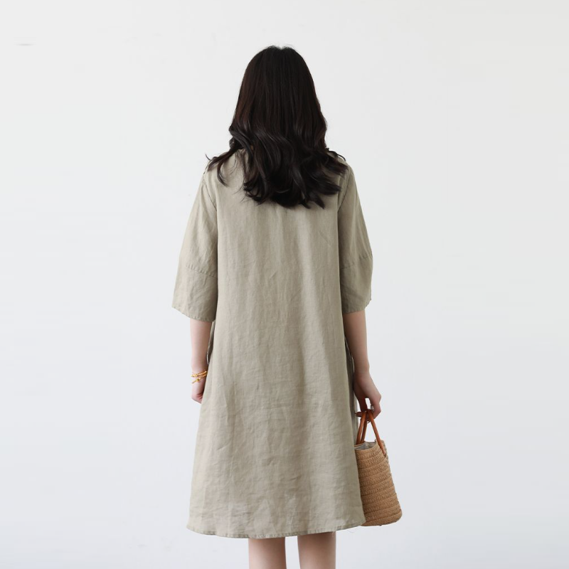 夏季森系刺繡連身裙 圓領寬鬆A字版型 文青甜美洋裝