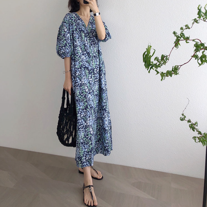 V領碎花洋裝 氣質連身裙韓版 泡泡袖法式遮肉高級感顯瘦寬鬆長裙