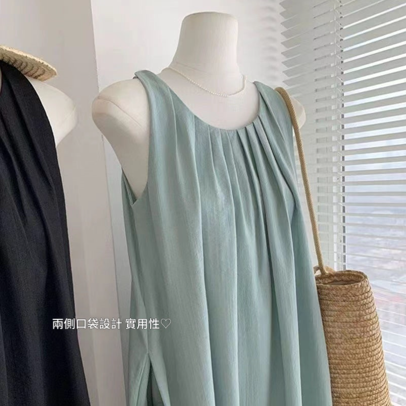 渡假風設計感掛脖A字連身裙 鏤空設計長洋裝 不對稱褶襉顯瘦罩衫茶系溫柔穿搭