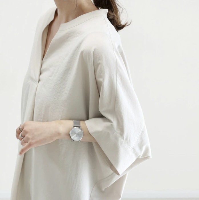 韓國新款V領蝙蝠袖襯衫 半開領寬鬆質感素面上衣 慵懶休閒風