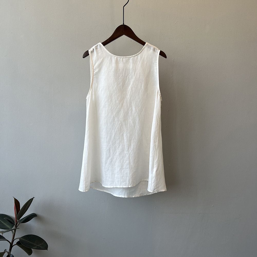 韓系後背綁帶V領無袖上衣  露背設計 輕熟法式感