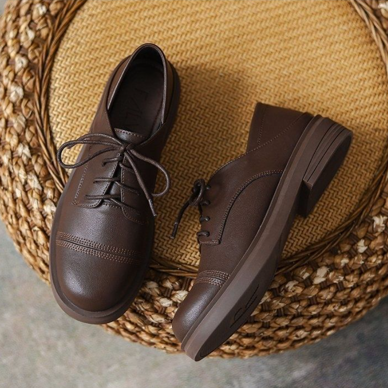 英倫風軟底小皮鞋-春秋系帶防滑工作鞋