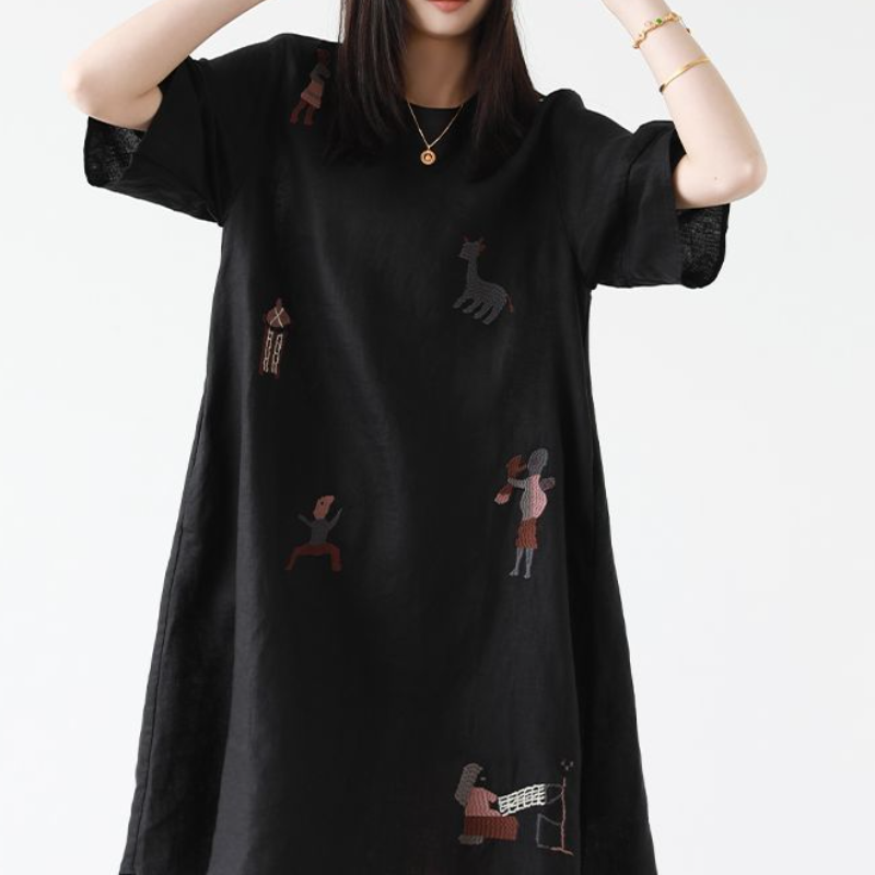 夏季森系刺繡連身裙 圓領寬鬆A字版型 文青甜美洋裝