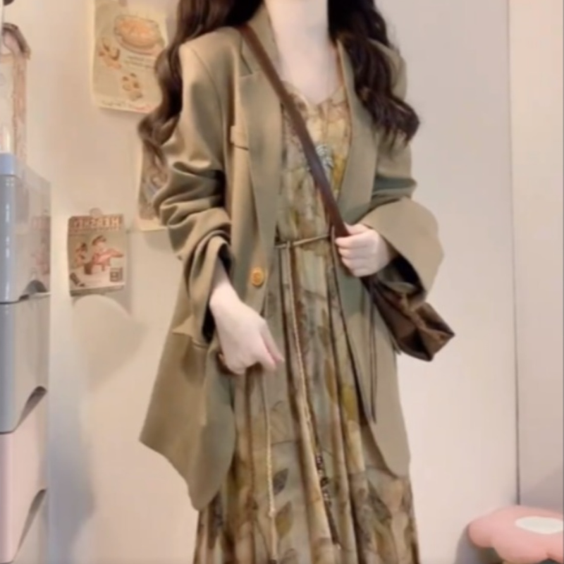 秋裝兩件式套裝 西裝外套＋新東方風吊帶洋裝 氣質高級感 成套穿搭