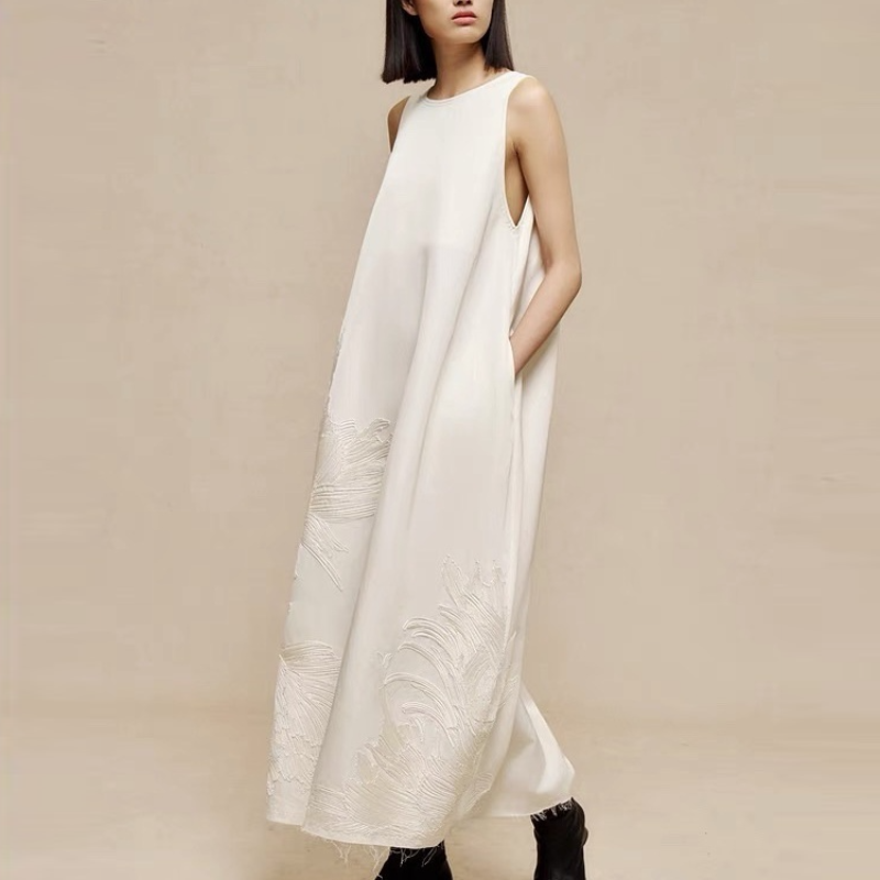 新款推薦 法式高端精緻繡花洋裝 緞面刺繡連身裙