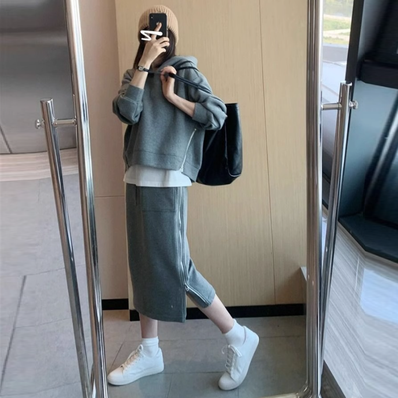 春秋寬鬆連帽上衣+半身裙套裝 兩件組 大尺碼時尚休閒風