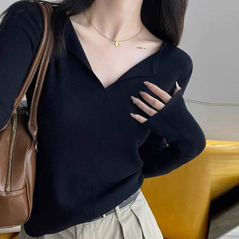 法式開領V領貼身針織上衣 秋冬長袖 羅紋彈性 內搭外穿 高級感