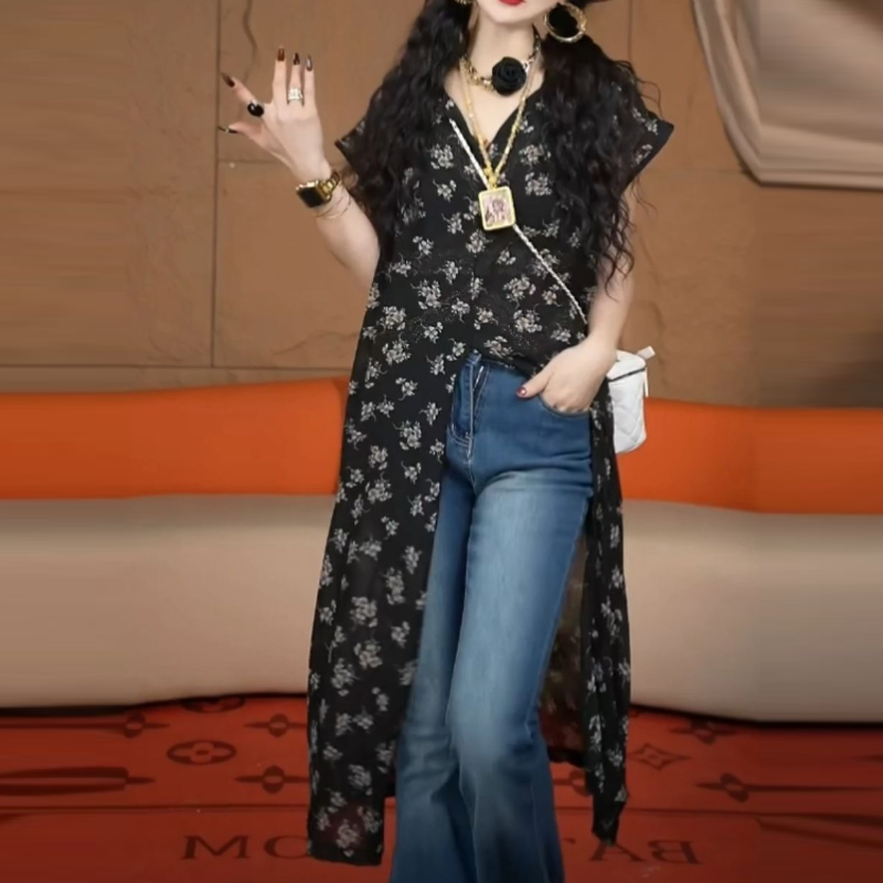 復古碎花V領無袖長版洋裝 輕薄開衩設計 外搭罩衫感