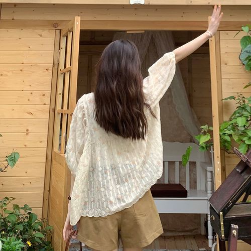 碎花V領澎袖上衣 寬鬆版型 法式溫柔感襯衫