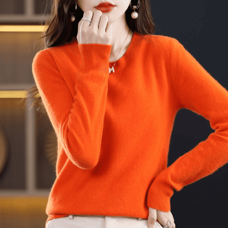 早春柔軟親膚針織上衣 圓領長袖 寬鬆好搭毛衣