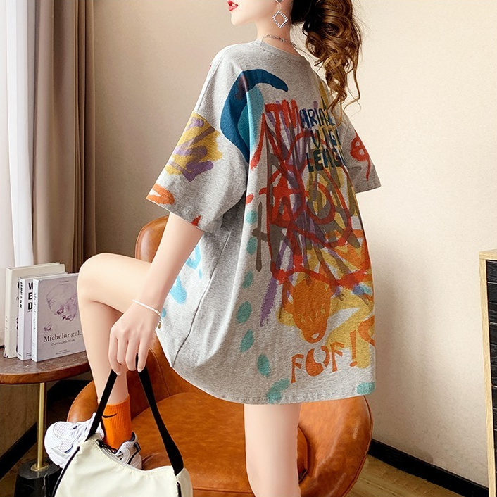 純棉短袖T恤 圓領寬鬆 透氣顯瘦 塗鴉印花設計感