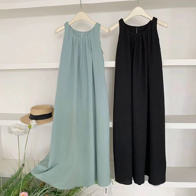 渡假風設計感掛脖A字連身裙 鏤空設計長洋裝 不對稱褶襉顯瘦罩衫茶系溫柔穿搭