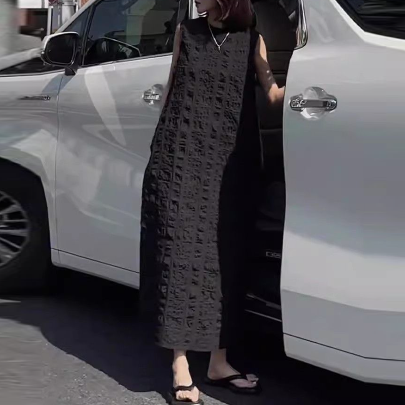 法式圓領無袖背心連身裙 氣質小黑裙寬鬆壓褶長洋