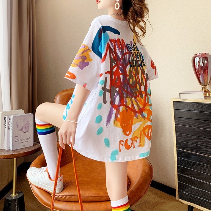 純棉短袖T恤 圓領寬鬆 透氣顯瘦 塗鴉印花設計感