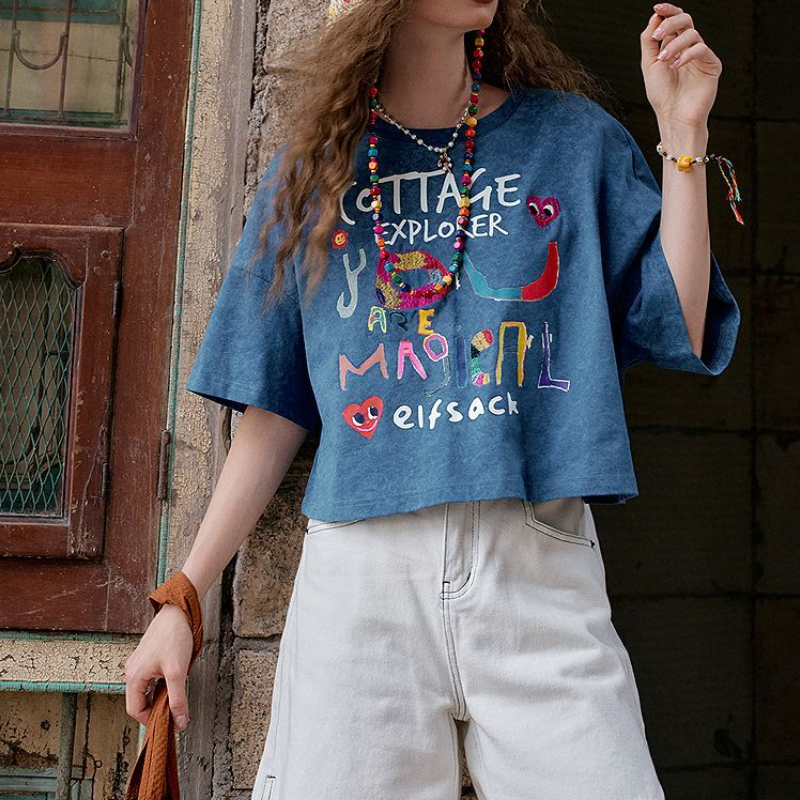 塗鴉字母印花短袖T恤 寬鬆短版休閒款