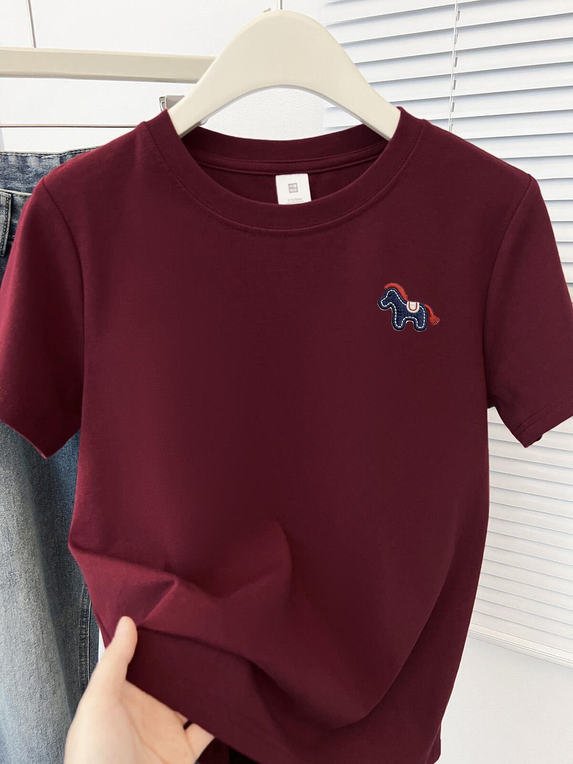 S-4XL純棉小馬刺繡短袖T恤 正版型簡約百搭酒紅上衣