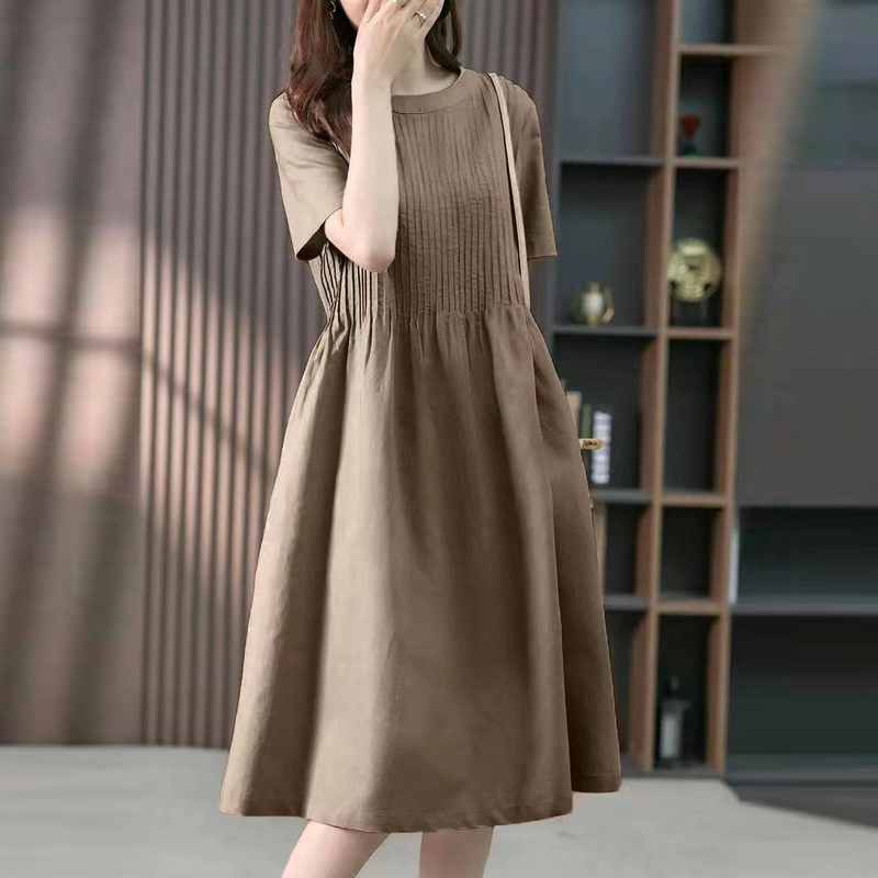 棉麻中長版洋裝 法式設計感 圓領短袖 前胸壓摺 寬鬆顯瘦