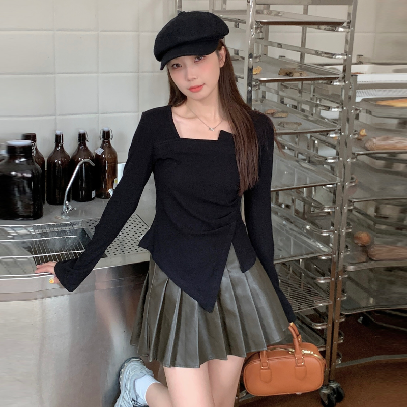 大地色系方領修身上衣（美拉德感）不對稱下襬 開衩＋褶皺 顯瘦內搭長袖